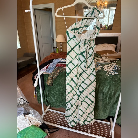 Zara One Shouldered Green & Cream Printed Midi Dress Small - Picture 2 of 2